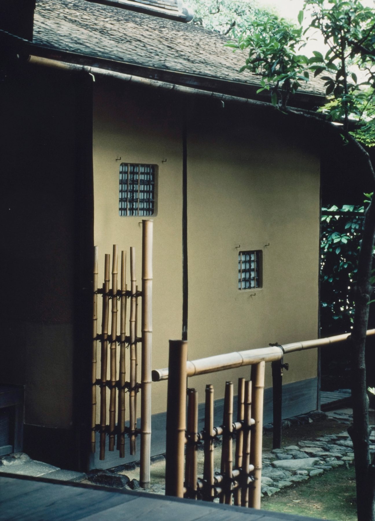茶室の窓 - 窓研究所 WINDOW RESEARCH INSTITUTE