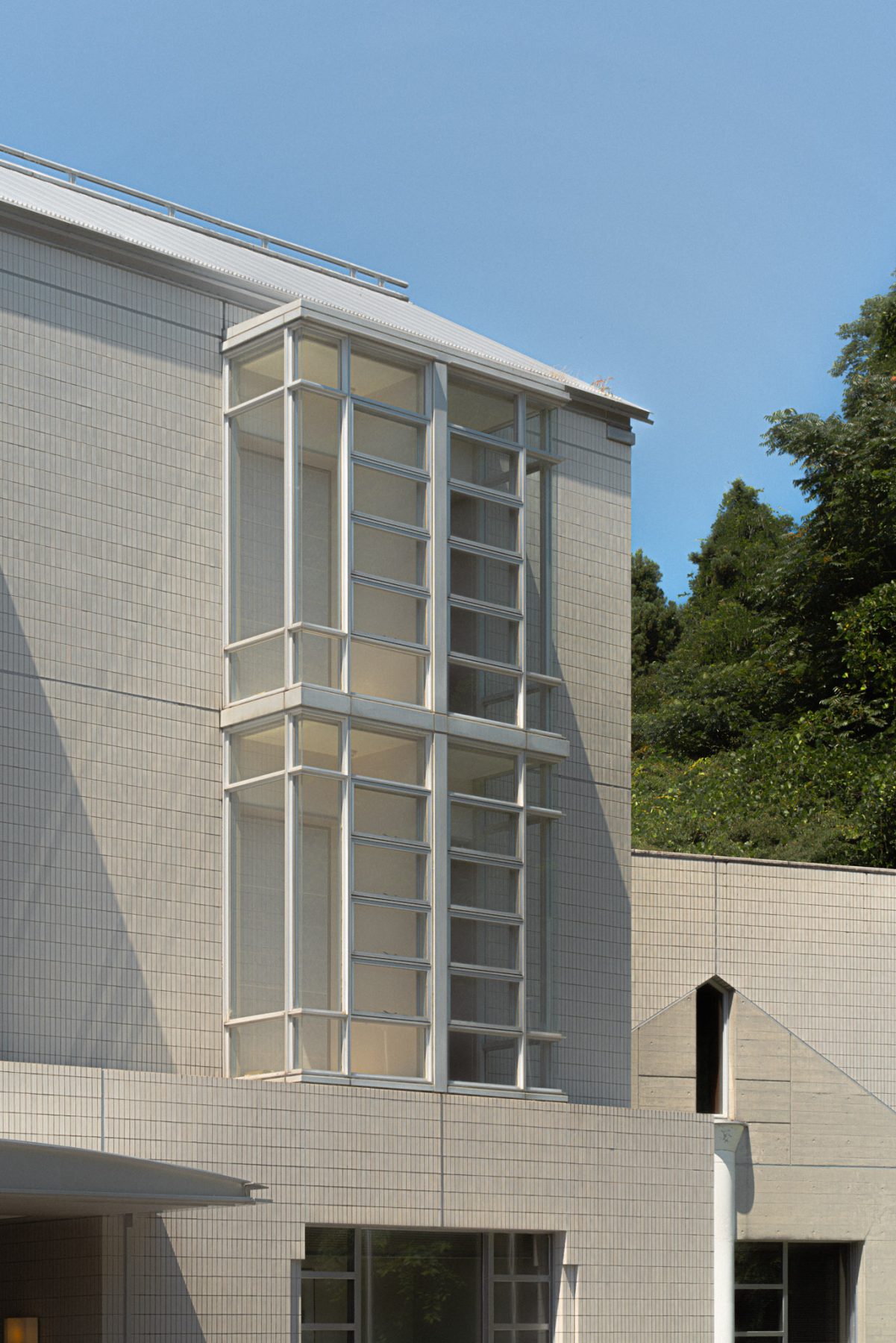 個室の出窓の外観