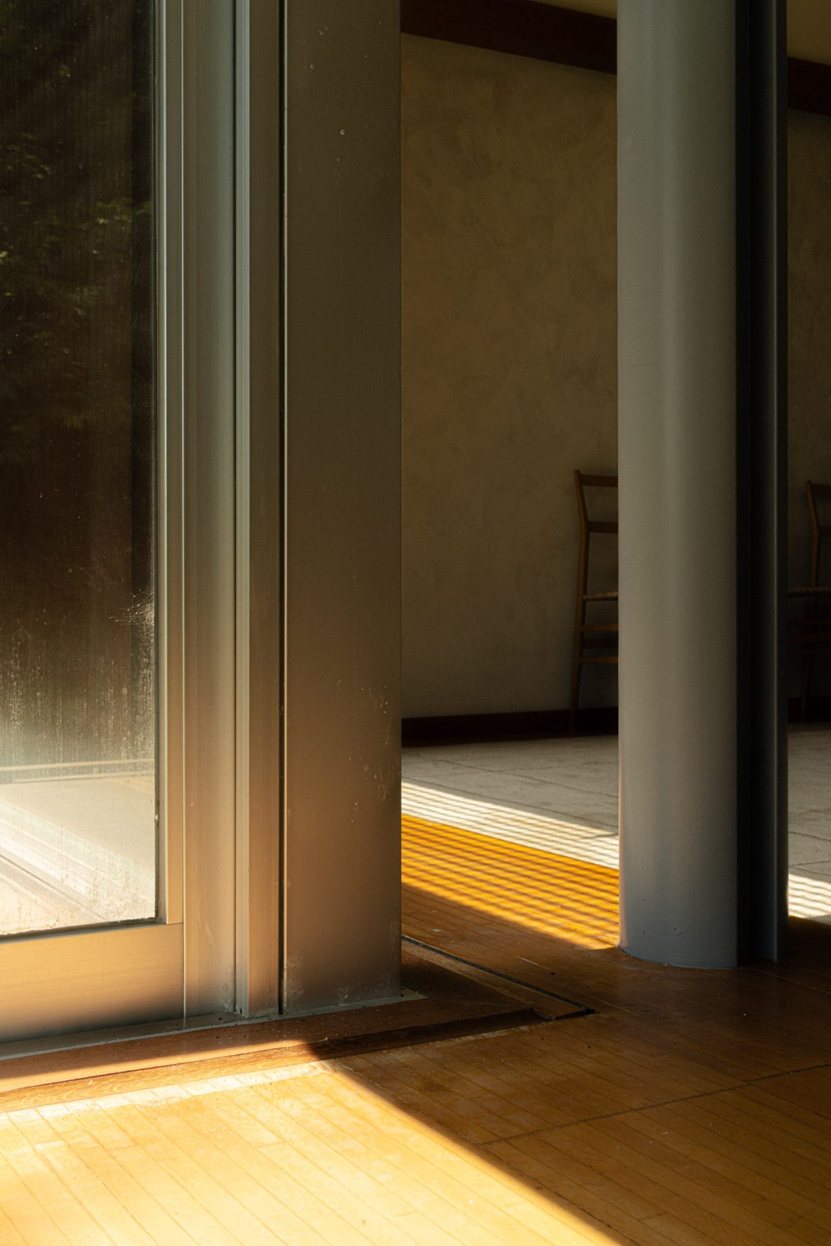 セミナー室の窓の詳細